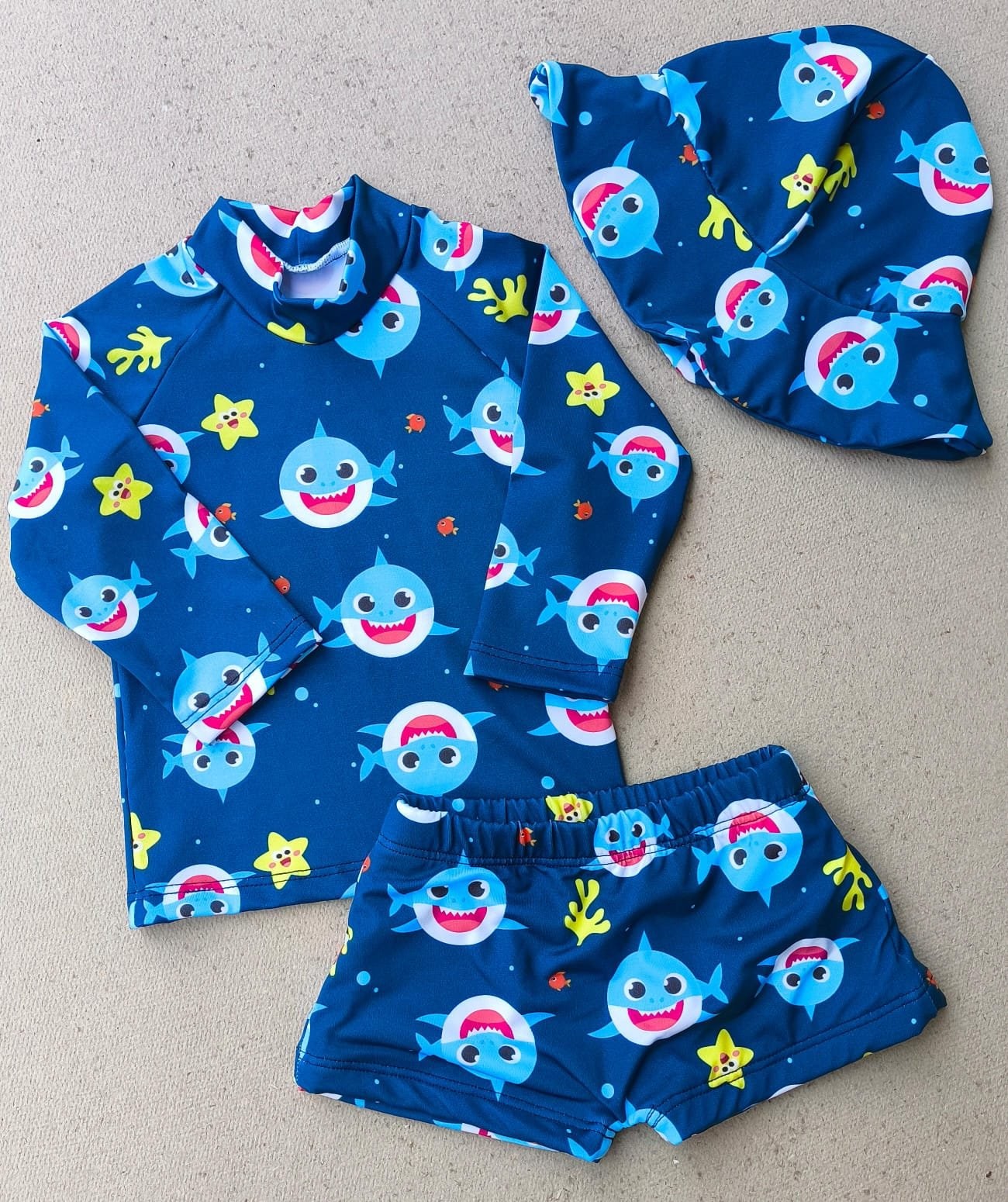 CONJUNTO BEBÊ TUBARÃO