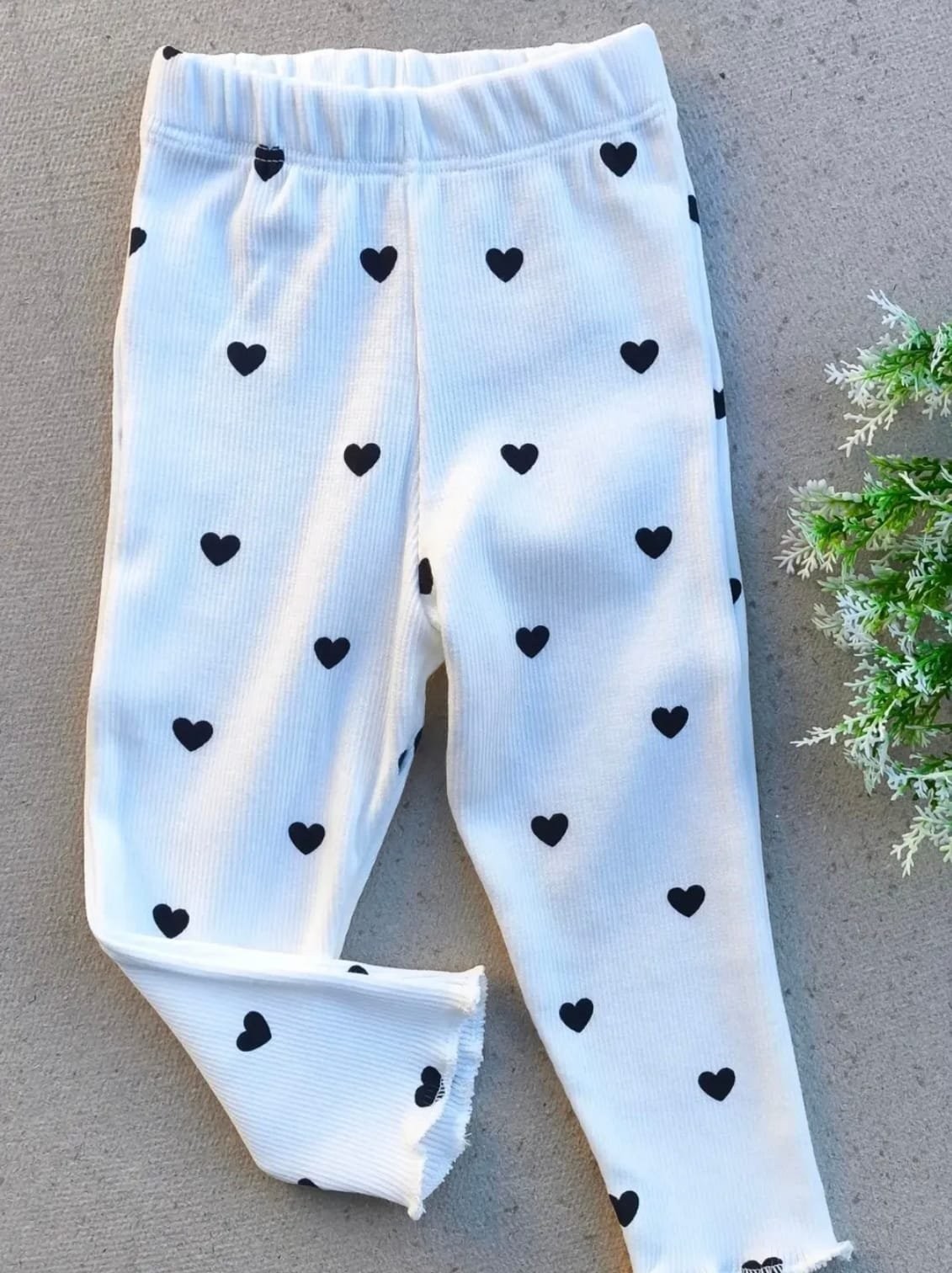 CALÇA CORAÇÕES