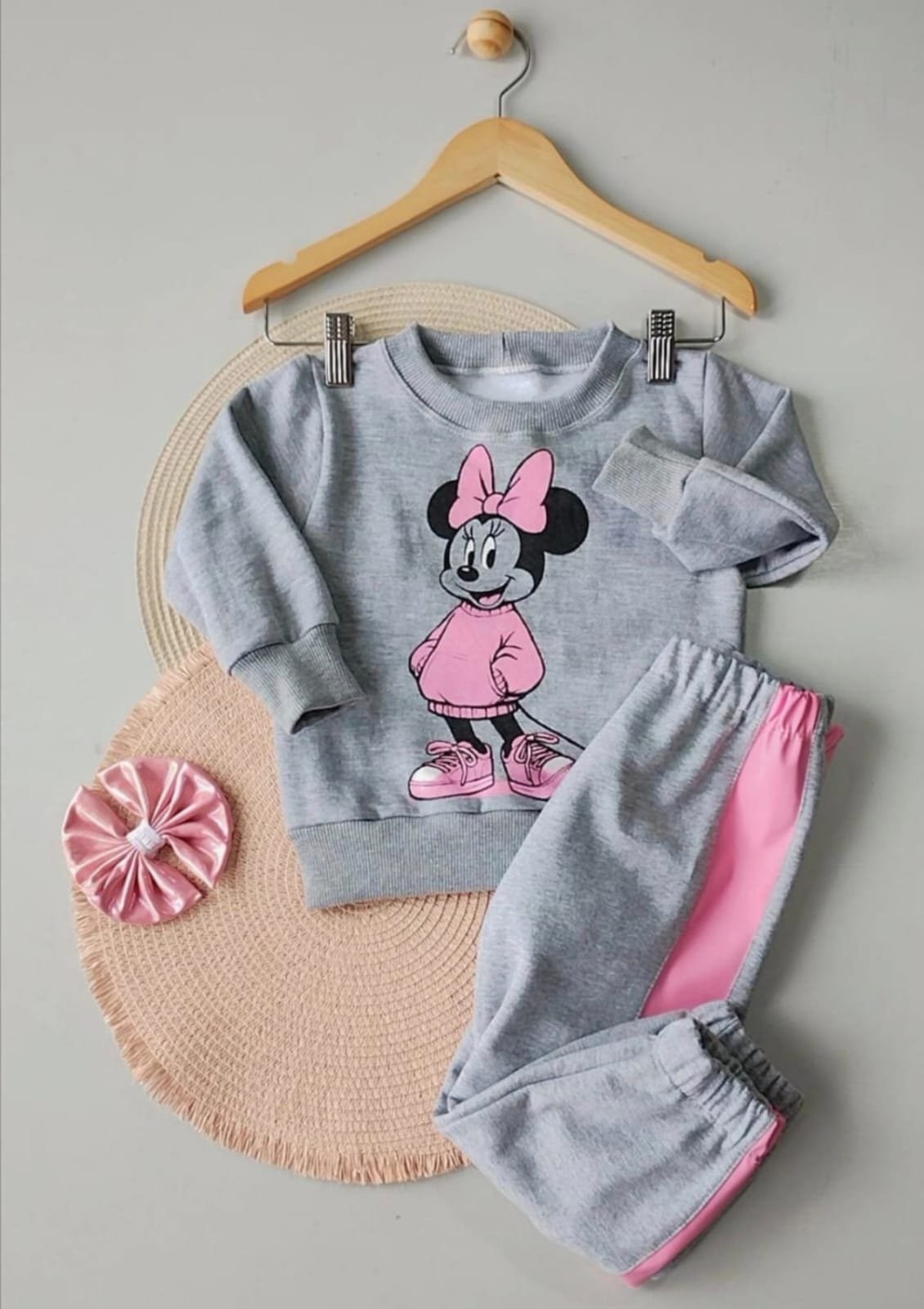 CONJUNTO MOLETOM MINNEI
