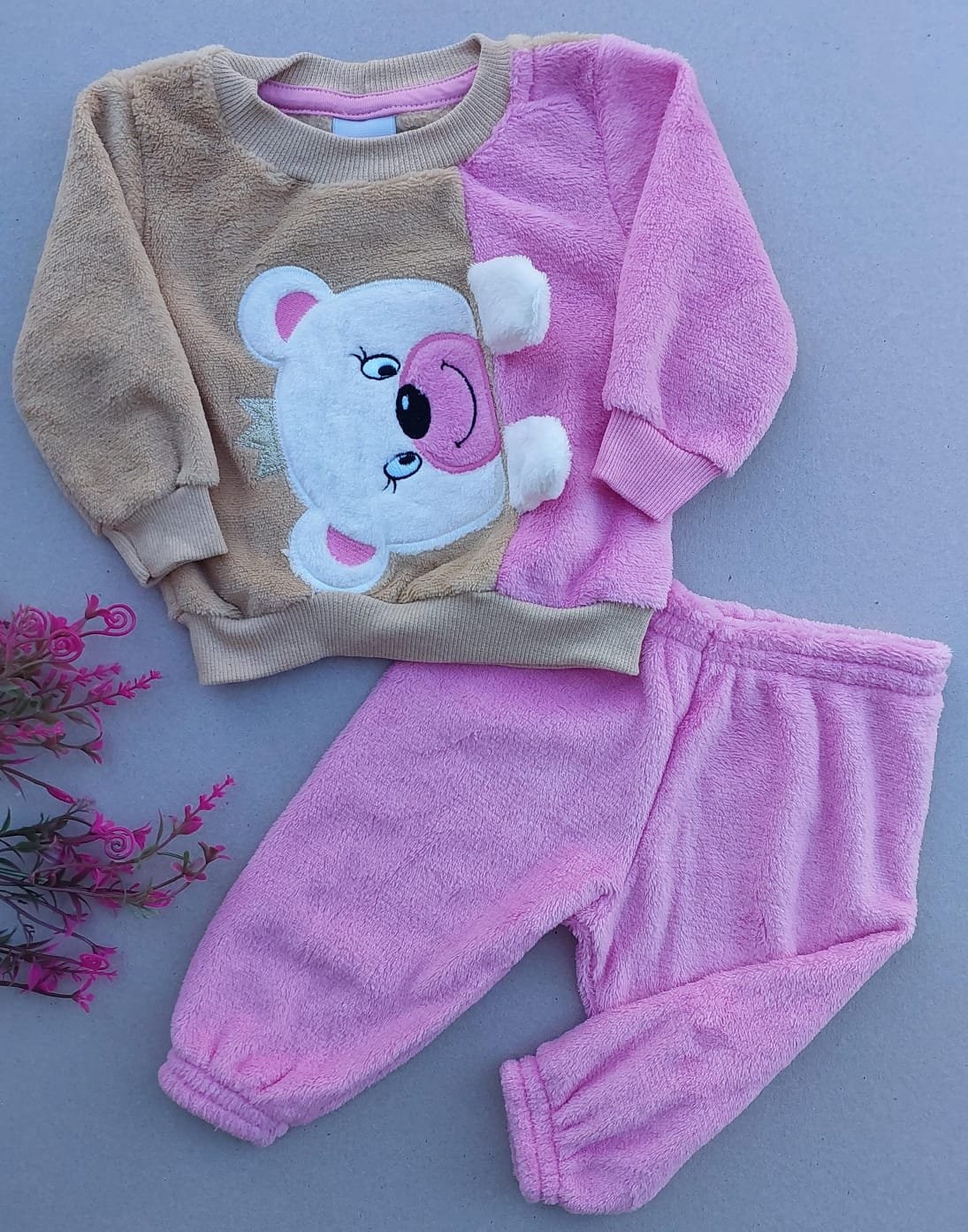 CONJUNTO EM PLUSH URSA