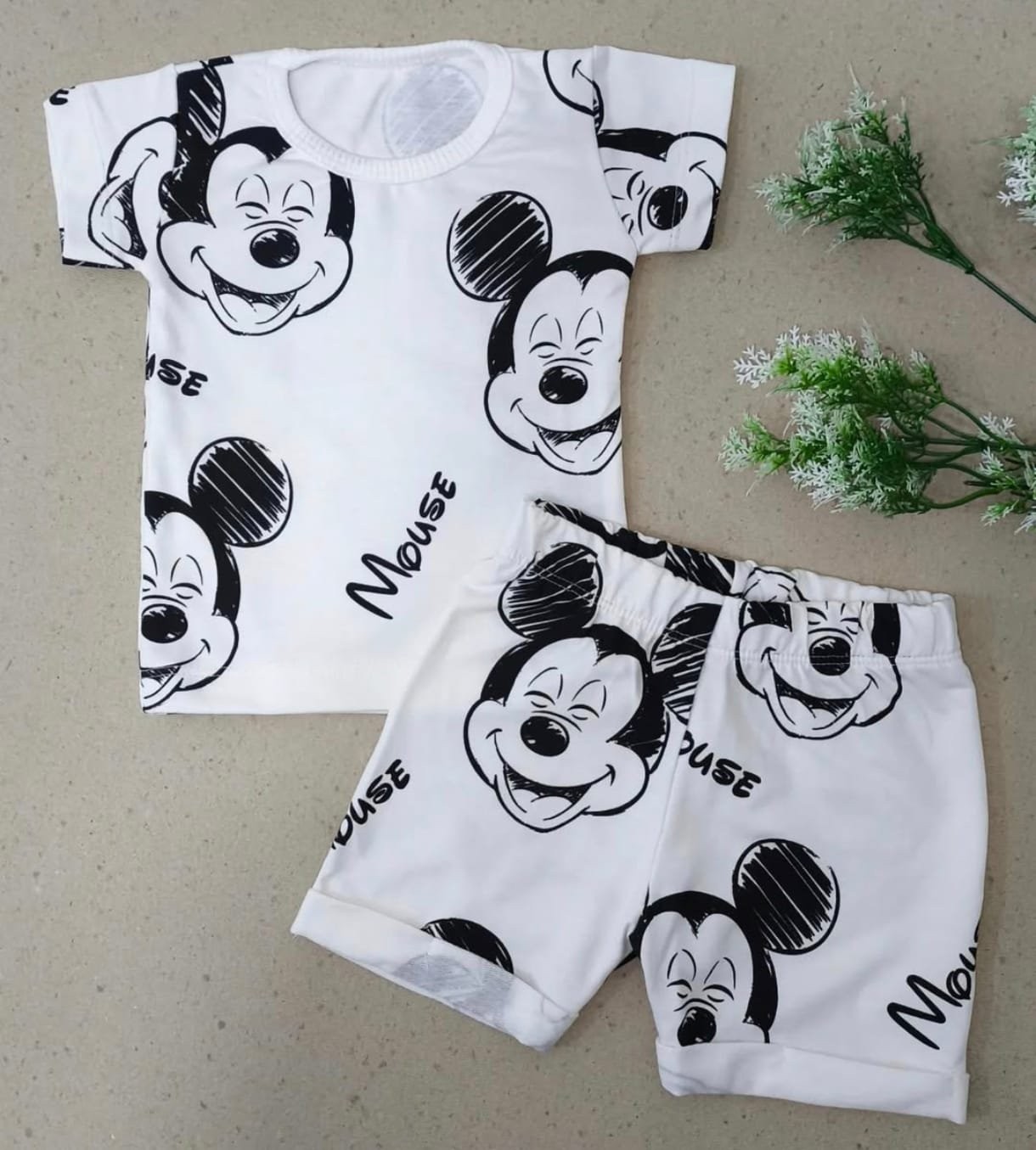 CONJUNTO MICKEY OFF.