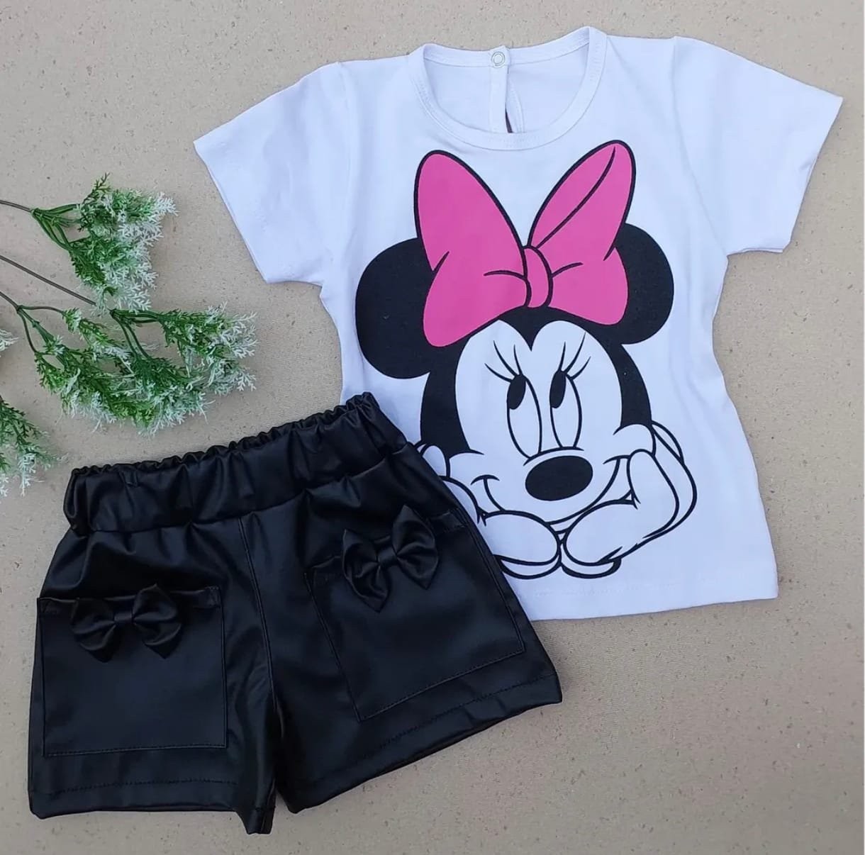 CONJUNTO MINNEI BLACK.