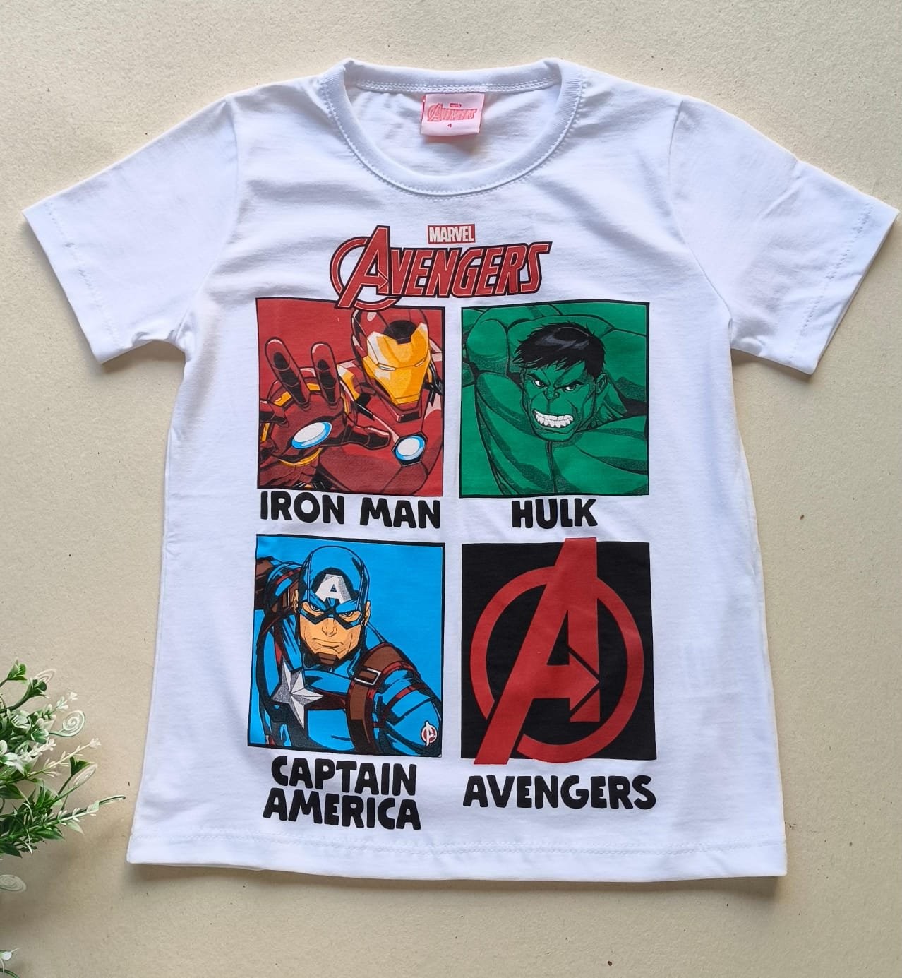 CAMISETA AVENGERS