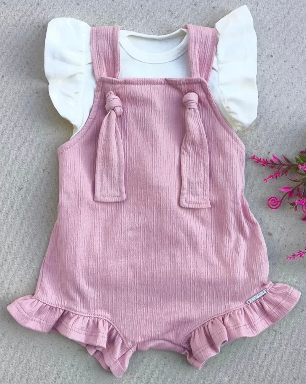 CONJUNTO JARDINEIRA ROSE